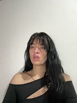 LiaCollings online show from 04/23/26, 12:29