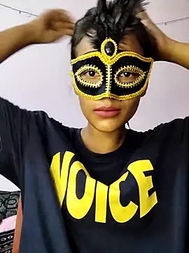 Snapshot of Hotty_Shona93 chatting on 10/05/25, 07:39 Hotty Shona93 online show from 10/05/25, 07:39