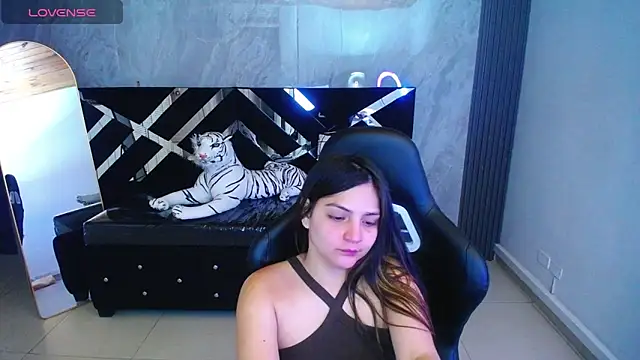 emily cooper t online show from 09/11/25, 02:55