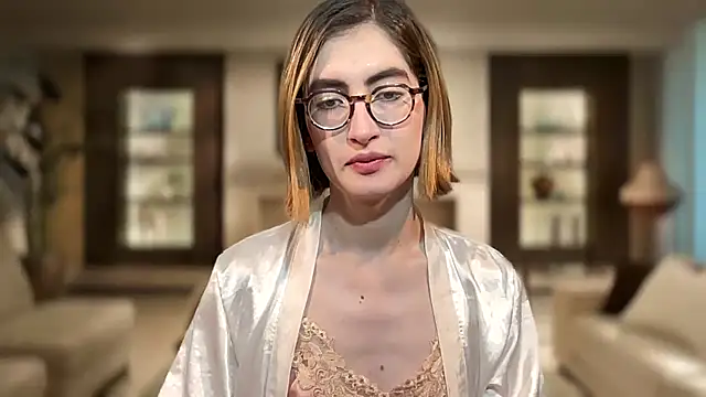 Snapshot of rousseblossom chatting on 11/01/25, 12:12 rousseblossom online show from 11/01/25, 12:12