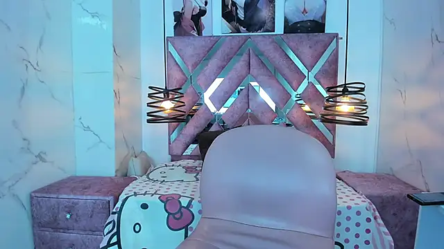 SweetMichel  online show from 04/20/26, 07:48