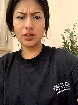 Snapshot of mrskarmaa chatting on 09/12/25, 03:28 mrskarmaa online show from 09/12/25, 03:28