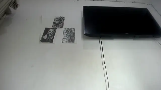 Snapshot of Foxy_Lovex chatting on 02/04/26, 11:09 Foxy Lovex online show from 02/04/26, 11:09