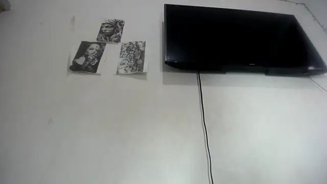 Snapshot of Foxy_Lovex chatting on 02/14/26, 09:33 Foxy Lovex online show from 02/14/26, 09:33