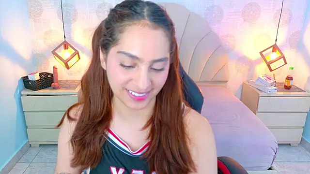 AIXATRISTA1 online show from 11/22/25, 07:46