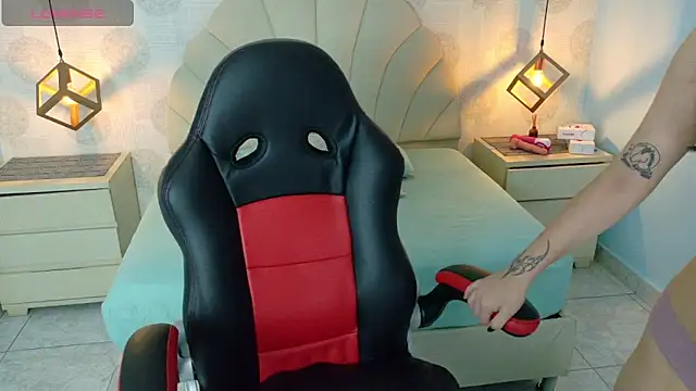 AIXATRISTA1 online show from 01/13/26, 07:41