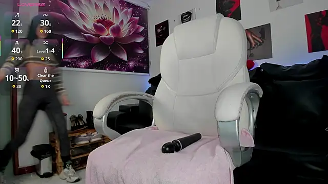 lycoris 19 online show from 01/13/26, 09:31