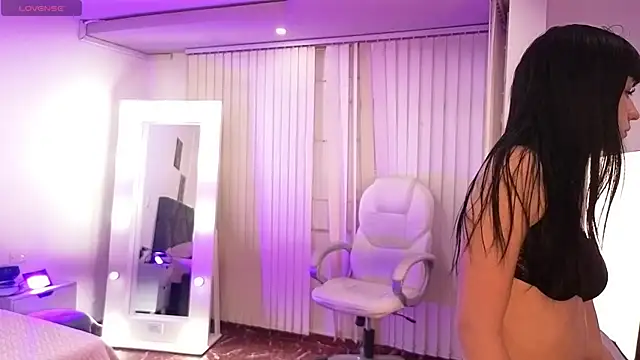 lycoris 19 online show from 04/10/26, 09:08