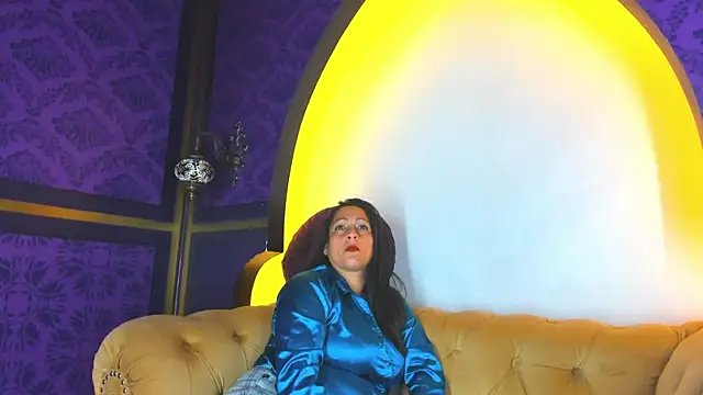 Scarlett Barnes online show from 01/14/26, 12:00