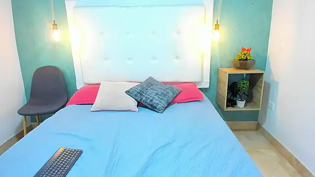 Heidy milf online show from 11/15/25, 08:16