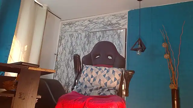 hanna mooreee online show from 03/19/26, 07:07