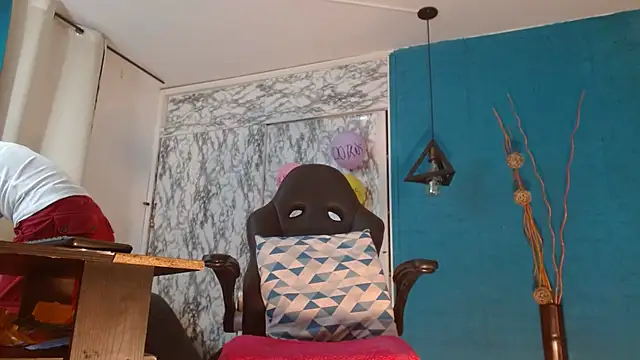 hanna mooreee online show from 04/10/26, 07:18