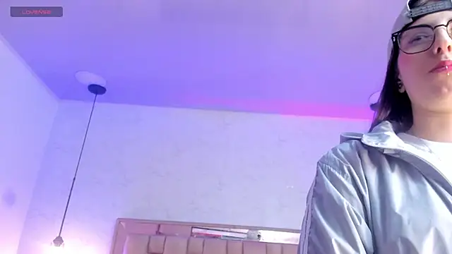 ScarlettRox online show from 04/21/26, 02:51