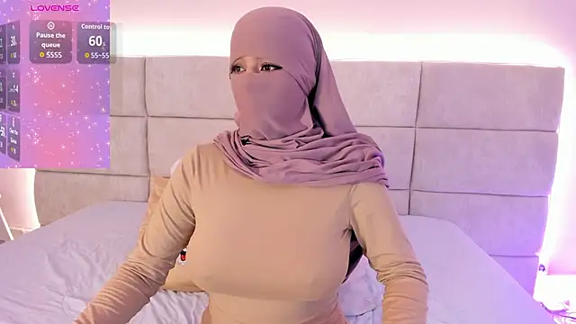  Nadiaa online show from 12/03/25, 07:12