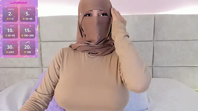  Nadiaa online show from 03/27/26, 07:35