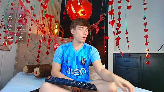 TaylerWhite online show from 09/22/25, 12:51