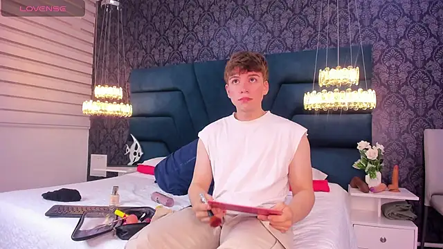 TaylerWhite online show from 02/03/26, 12:10