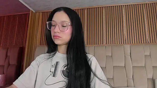 Sophie Calloway online show from 04/23/26, 01:35