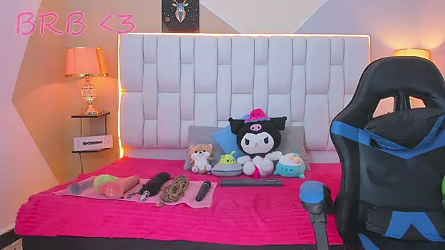 Snapshot of MilkWhore1 chatting on 09/10/25, 12:16 MilkWhore1 online show from 09/10/25, 12:16