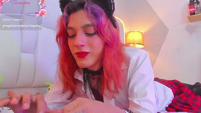 Snapshot of MilkWhore1 chatting on 10/06/25, 02:53 MilkWhore1 online show from 10/06/25, 02:53