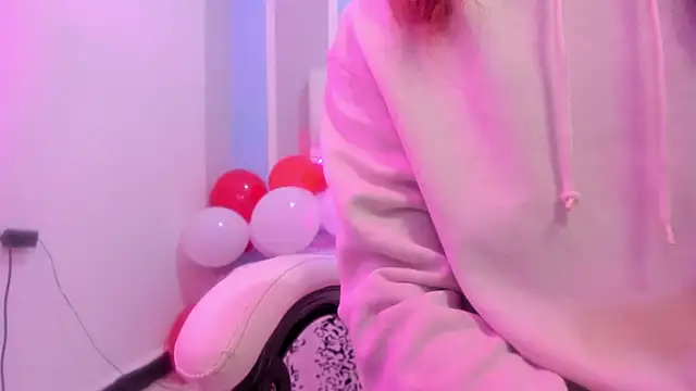 Snapshot of MilkWhore1 chatting on 02/22/26, 07:23 MilkWhore1 online show from 02/22/26, 07:23