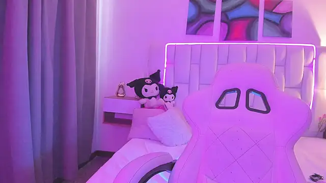 MilkWhore1 online show from 04/23/26, 07:38