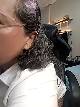 SolVegaNaciente online show from 02/19/26, 02:40