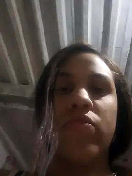 Snapshot of Blonde_foxx chatting on 12/23/25, 01:47 Blonde foxx online show from 12/23/25, 01:47