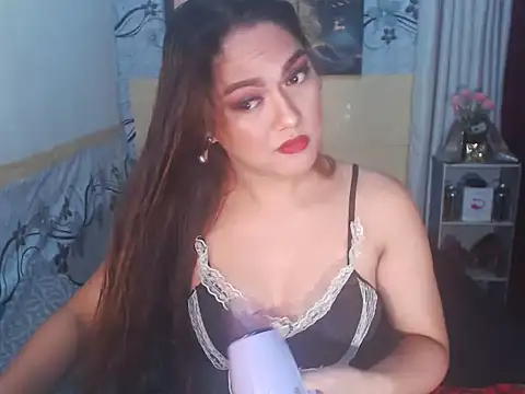 Snapshot of Alexandriasexycock4u chatting on 11/04/25, 01:48 Alexandriasexycock4u online show from 11/04/25, 01:48