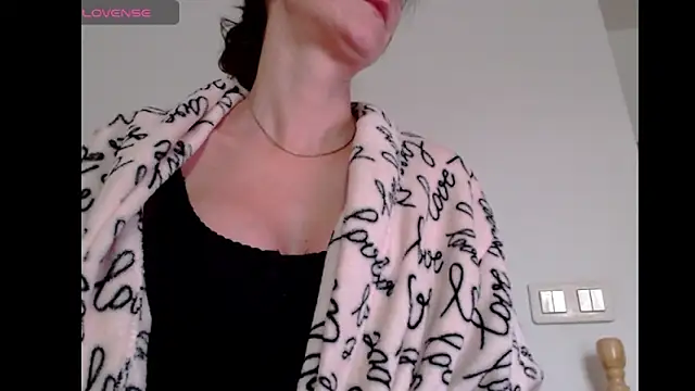 BritneyDivine online show from 10/19/25, 05:19