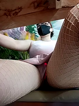 Bonnie-2k online show from 11/01/25, 06:04