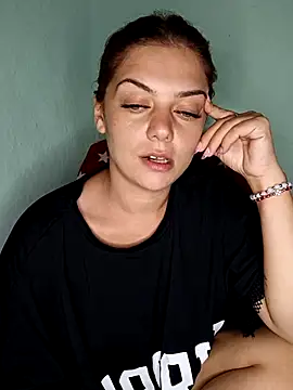 Snapshot of LadyNora chatting on 09/20/25, 07:04 LadyNora online show from 09/20/25, 07:04