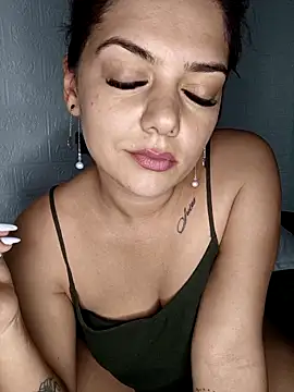 Snapshot of LadyNora chatting on 11/08/25, 11:14 LadyNora online show from 11/08/25, 11:14