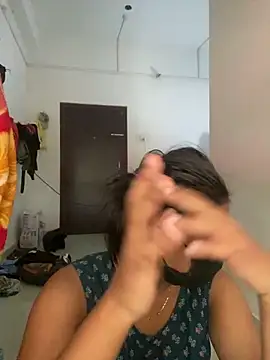 Snapshot of dreamcouple24 chatting on 11/01/25, 07:43 dreamcouple24 online show from 11/01/25, 07:43