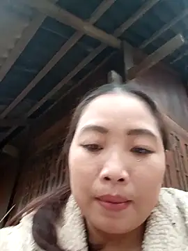 PhamPhung online show from 11/05/25, 12:21