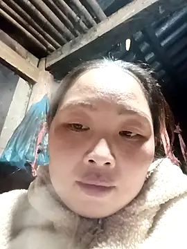 PhamPhung online show from 12/22/25, 02:25