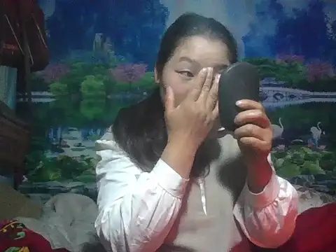 PhamPhung online show from 01/18/26, 10:02