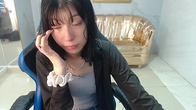 verana s online show from 10/23/25, 08:29