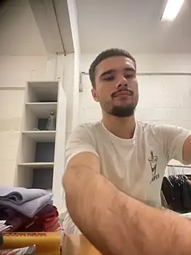 los freaky online show from 09/19/25, 07:54