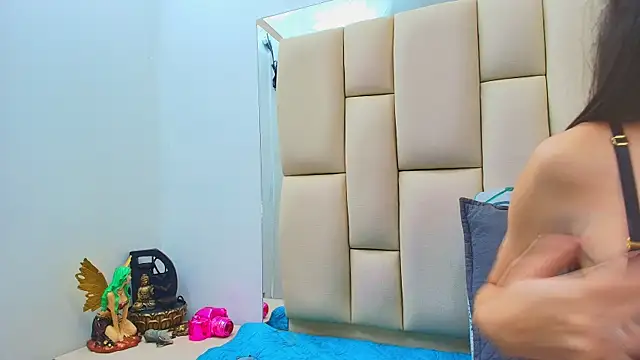 Snapshot of sweet_amye chatting on 11/11/25, 07:25 sweet amye online show from 11/11/25, 07:25