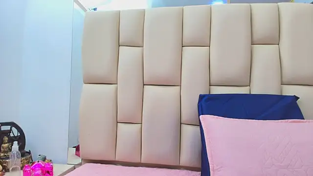 Snapshot of sweet_amye chatting on 12/15/25, 07:07 sweet amye online show from 12/15/25, 07:07