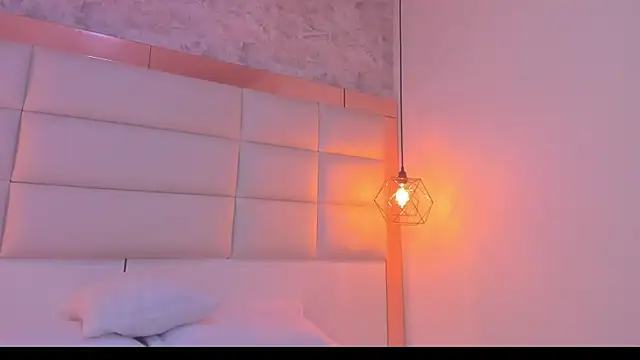 Dali collin online show from 04/21/26, 01:28