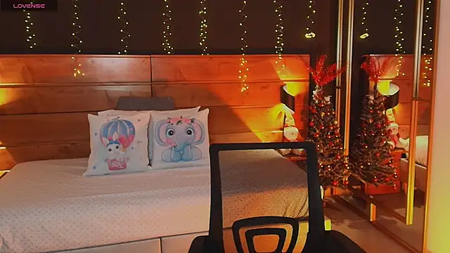 hanna kimura online show from 11/21/25, 02:43