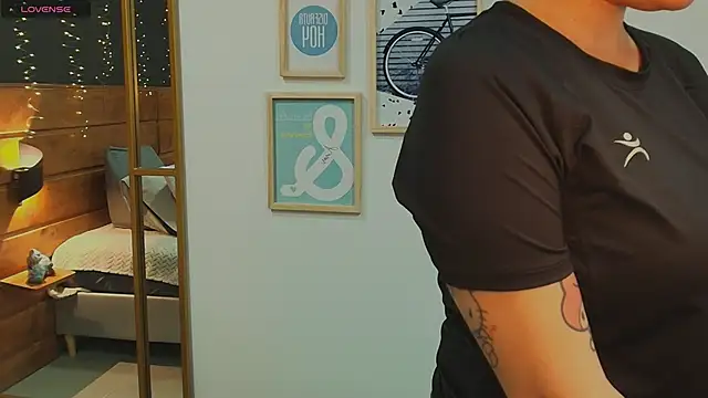 hanna kimura online show from 01/13/26, 07:52