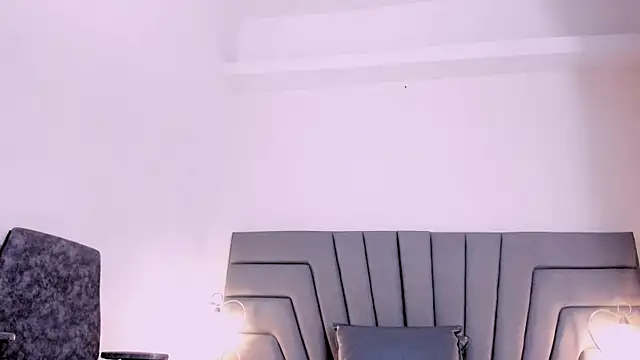 Maia 520 online show from 04/01/26, 06:05