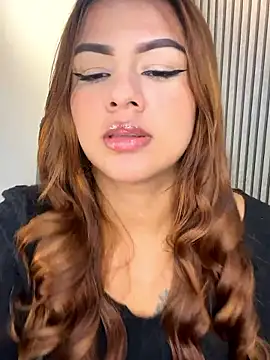 Snapshot of Missnaomi_ chatting on 09/27/25, 11:37 Missnaomi online show from 09/27/25, 11:37