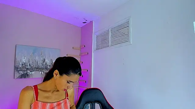 maraiah petit online show from 09/24/25, 06:33