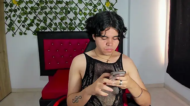 Lady Evelynn online show from 10/22/25, 07:46