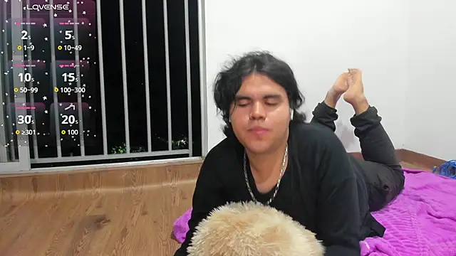 Lady Evelynn online show from 12/05/25, 12:52