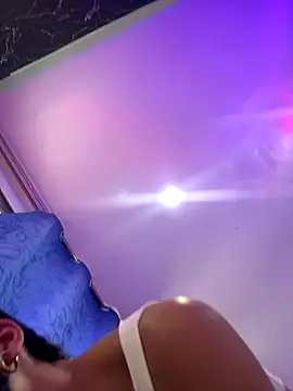 DayanaDG online show from 11/26/25, 07:37